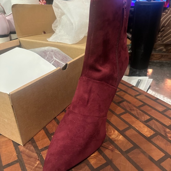 Elegant Burgundy Stiletto Ankle Boots - Picture 2 of 5